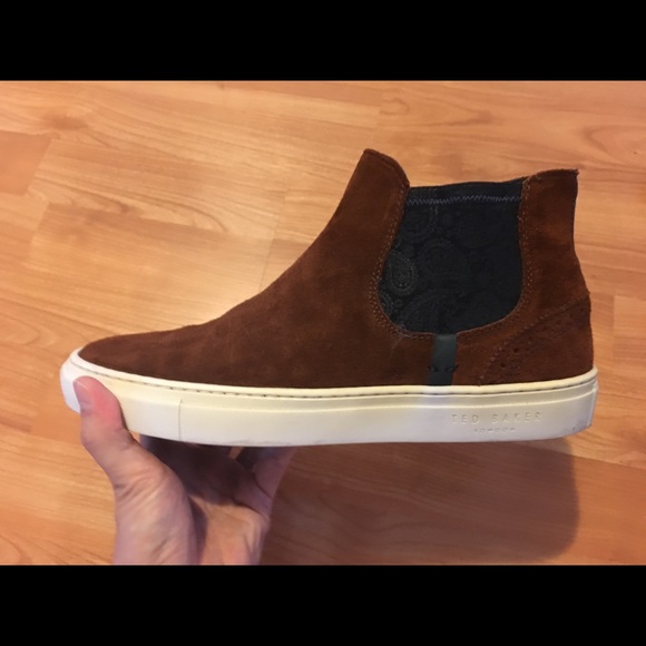 Ted Baker Other - Ted Baker size 8.5 men Chelsea sneaker